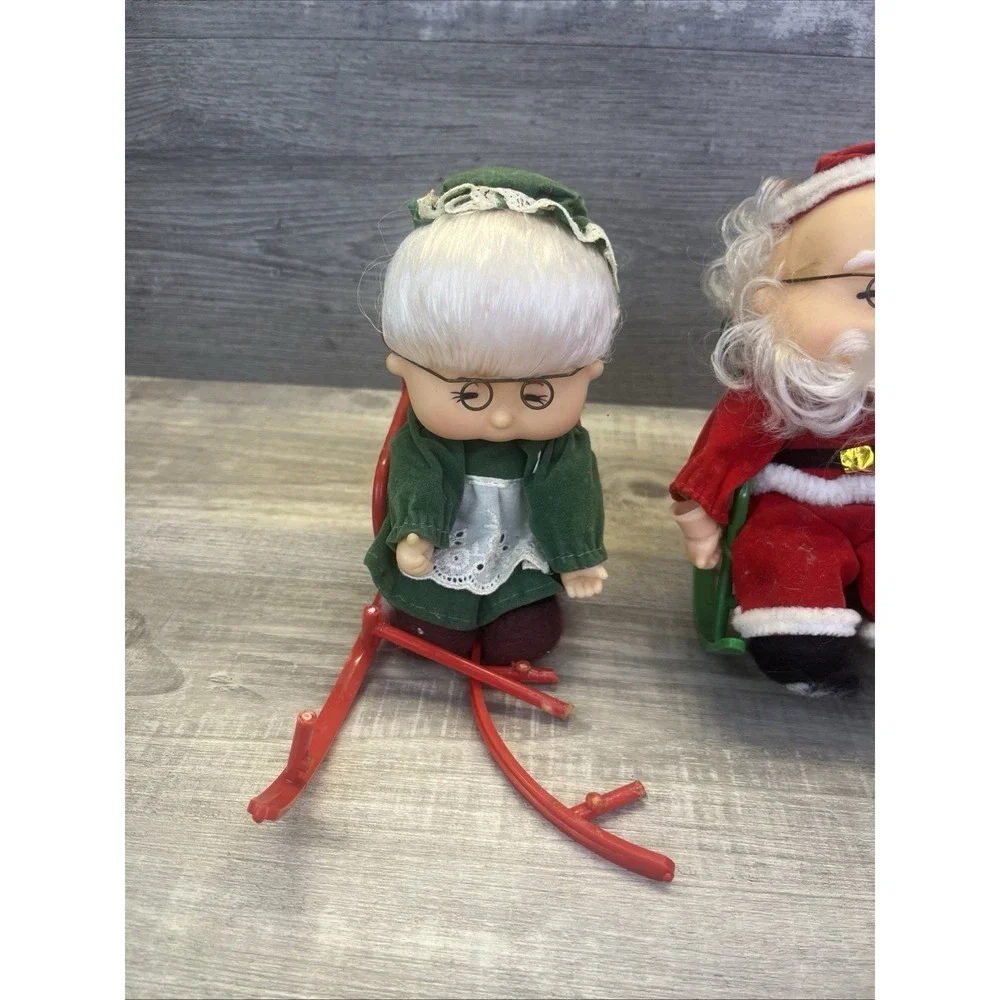 Rockababies Musical Rocking Mr Mrs Claus Plays Santa Coming To Town Santa VTG